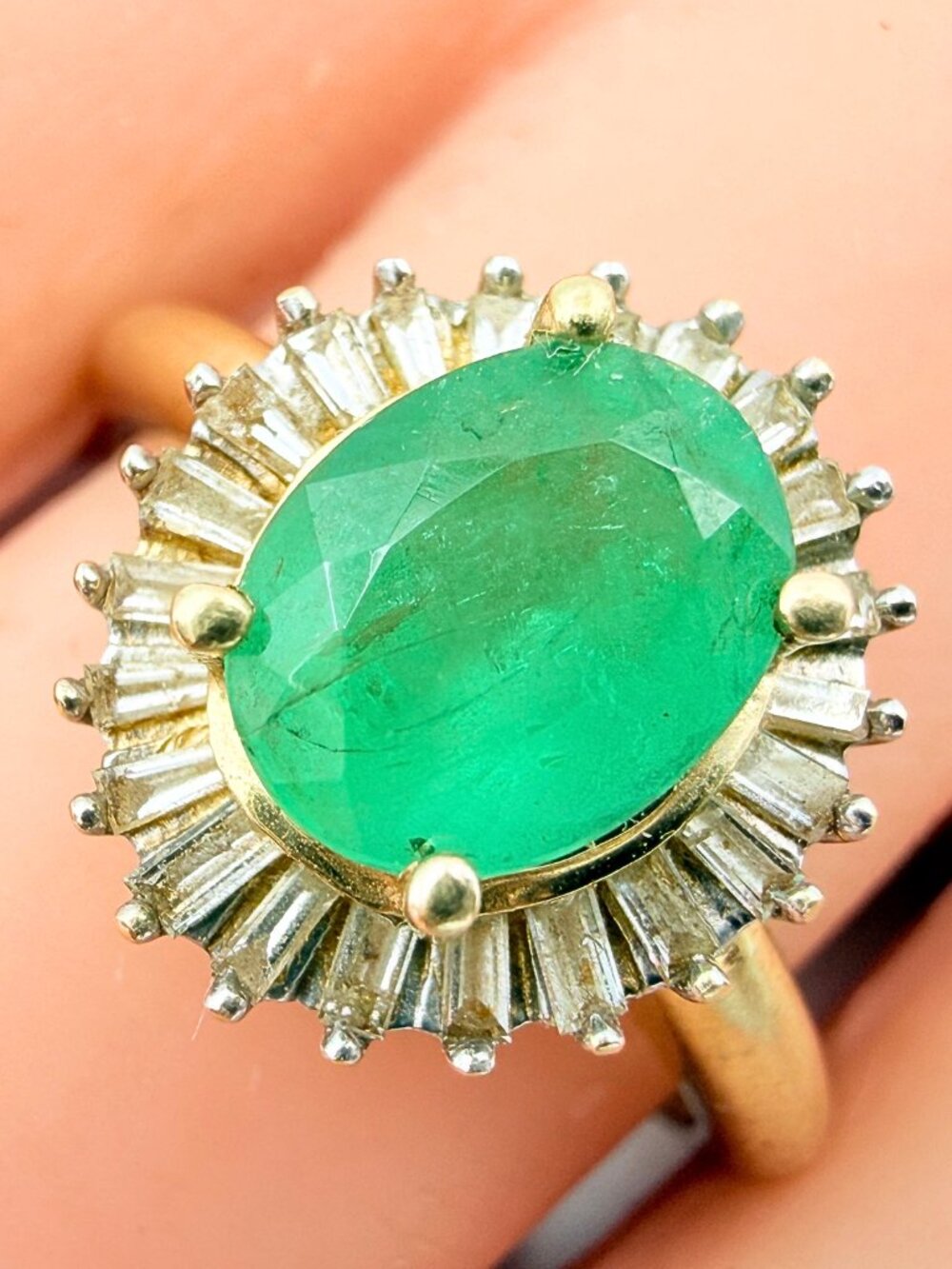 Stunning Marked 14k Gold Classic Emerald Diamond Ballerina Cluster Ring Sz 8